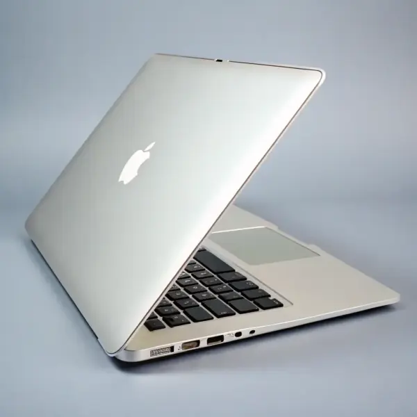 MacBook Air M2